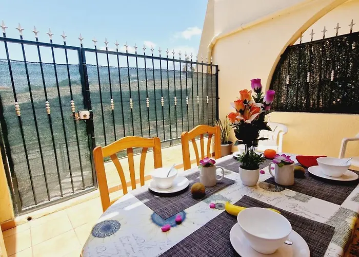 Mareverde Holiday's, 1 & Big Terrace Ferienhaus