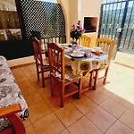 Mareverde Holiday's, 1 & Big Terrace Будинок відпочинку