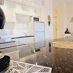 Mareverde Holiday's, 1 & Big Terrace Будинок відпочинку *