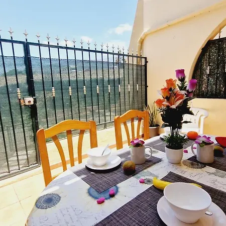 Mareverde Holiday's, 1 & Big Terrace Holiday home